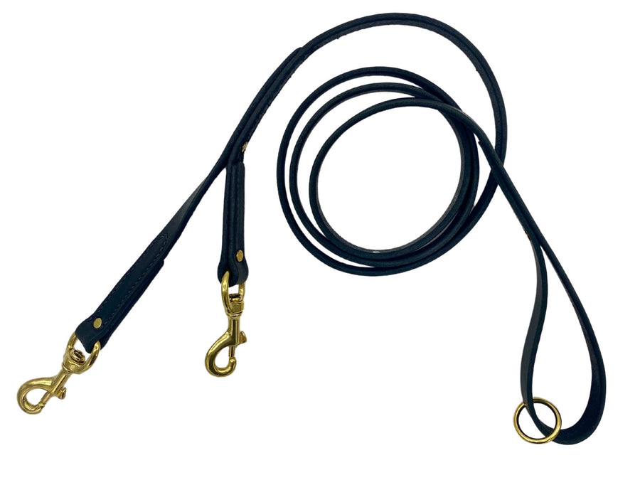 Leather Detailed image of Ravenox Leather Safety Dog Leash showing dual attachment points for prong collars and harnesses, ensuring enhanced safety. (8660536590573)